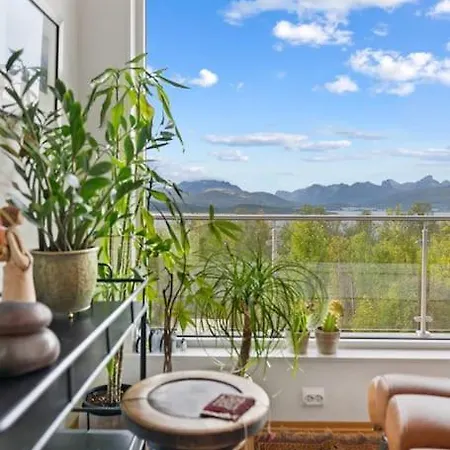 Arctic Panoramic Views Apartament *