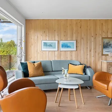 Arctic Panoramic Views Apartament